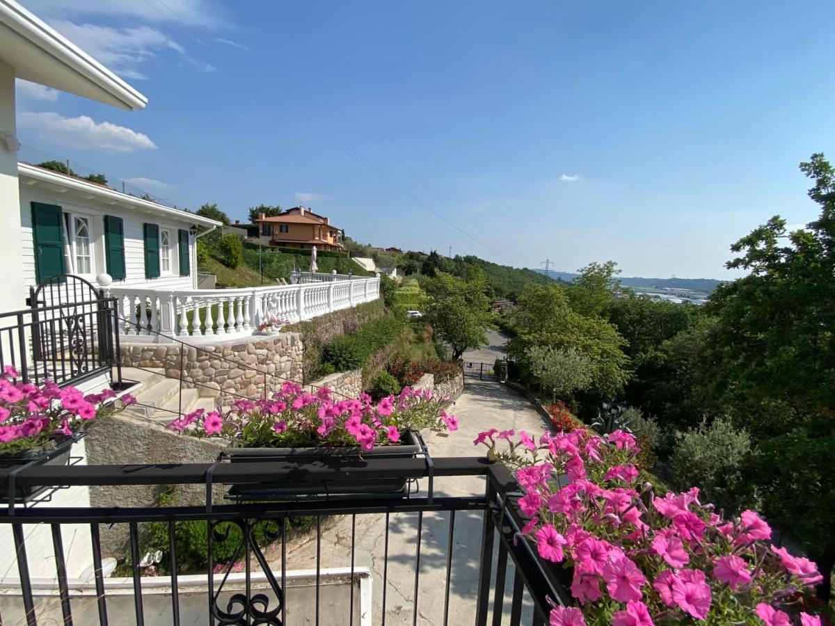 Villa Poggio Ulivo Pool-Apartments 리볼리 베로네세 외부 사진
