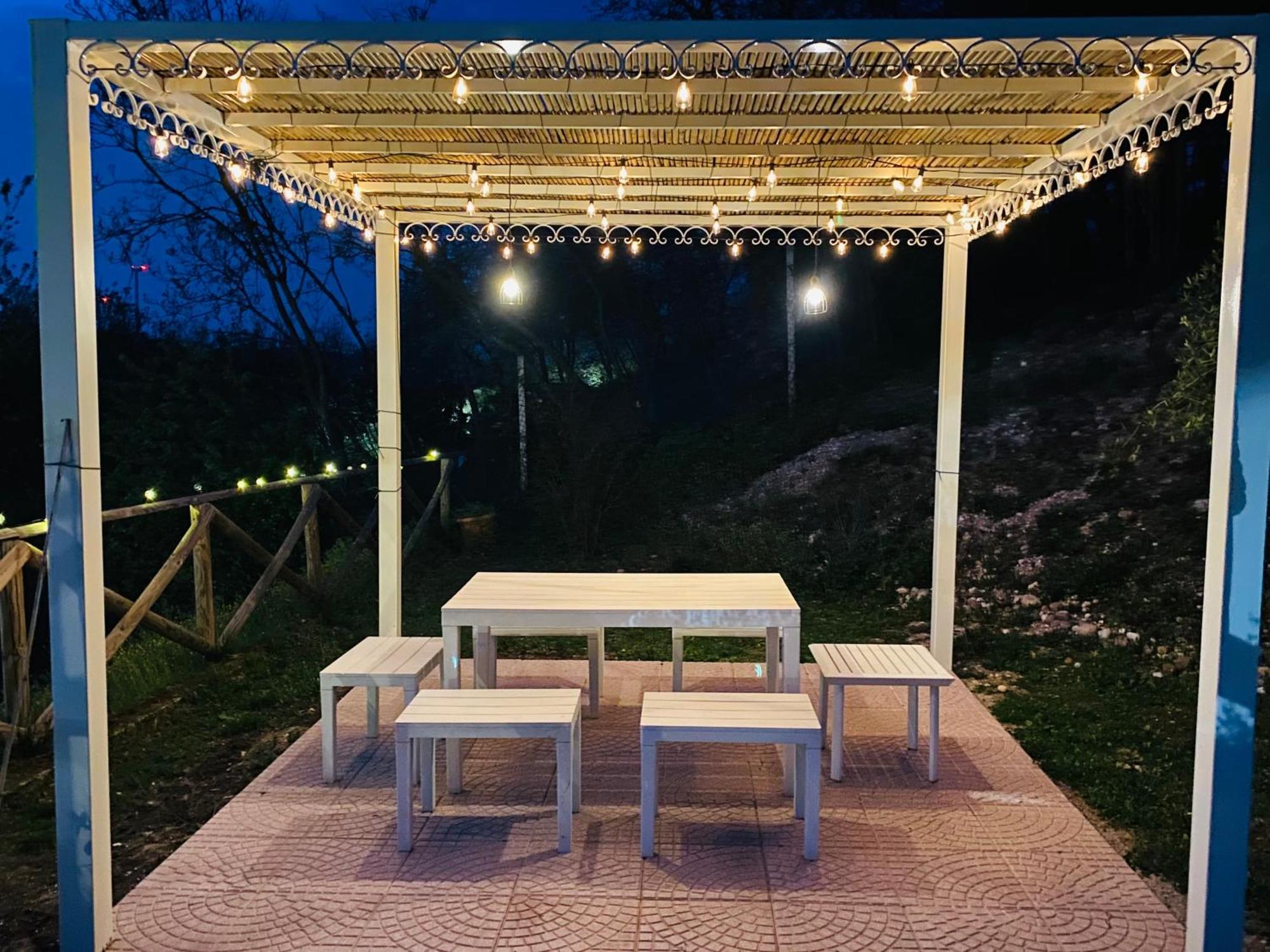 Villa Poggio Ulivo Pool-Apartments 리볼리 베로네세 외부 사진